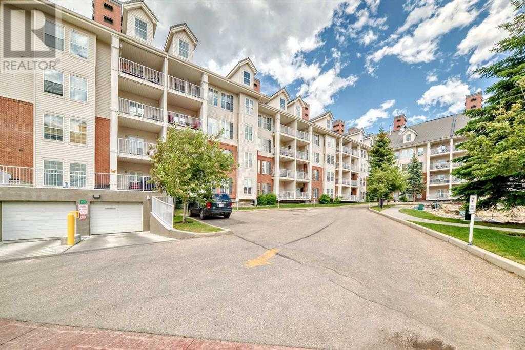 Single Family House for Sale in   Country Village Road NE Country Hills Village Calgary 