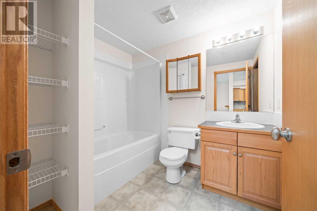 Single Family House for Sale in   Country Village Road NE Country Hills Village Calgary 