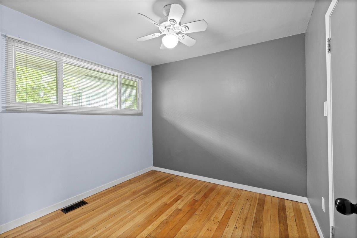 Photo 17 of 33721 Morey Avenue, Abbotsford BC