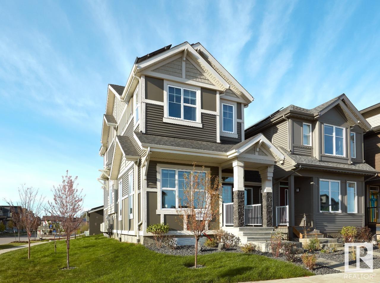 Photo 8 of 11977 35 Av Sw, Edmonton AB
