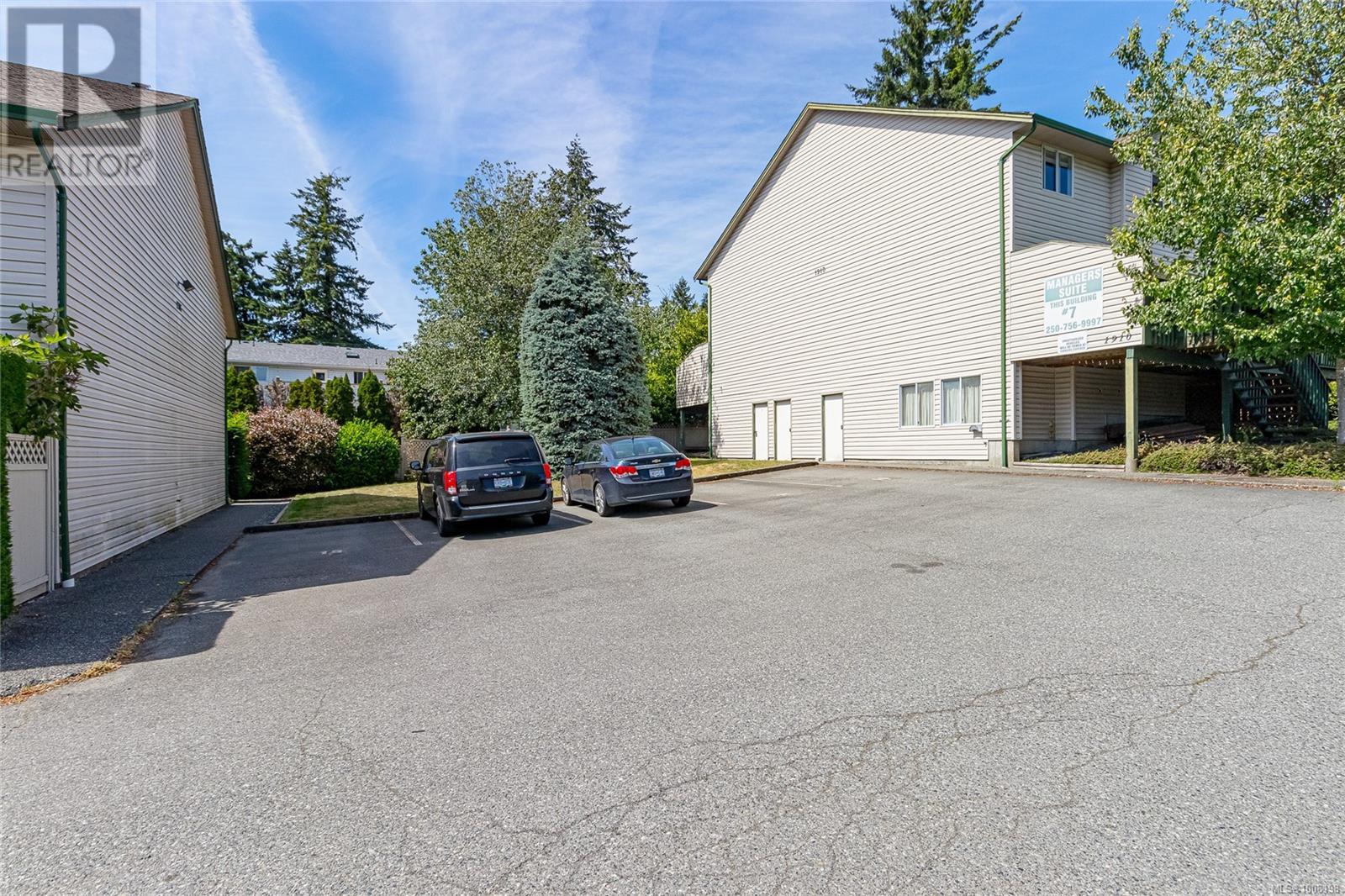 Photo 24 of 10 1906 Bowen Rd, Nanaimo BC