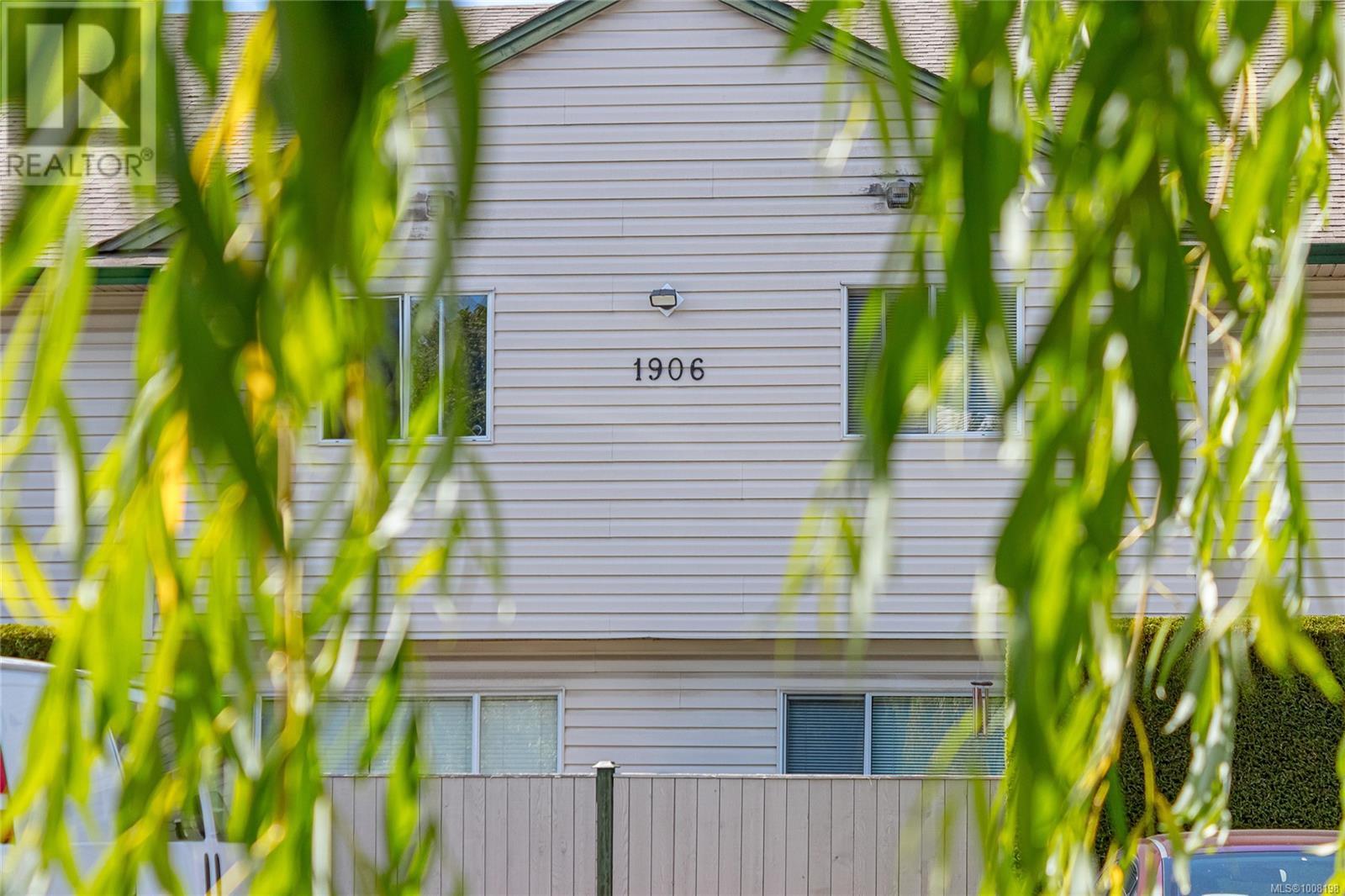 Photo 16 of 10 1906 Bowen Rd, Nanaimo BC