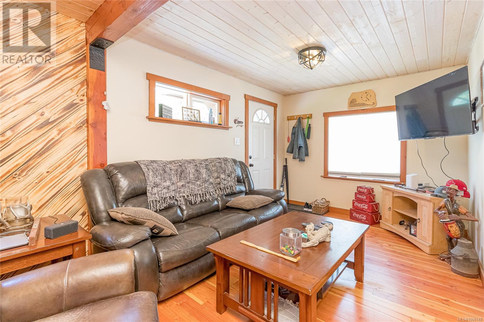 7420 Cowichan Lake Rd, Lake Cowichan