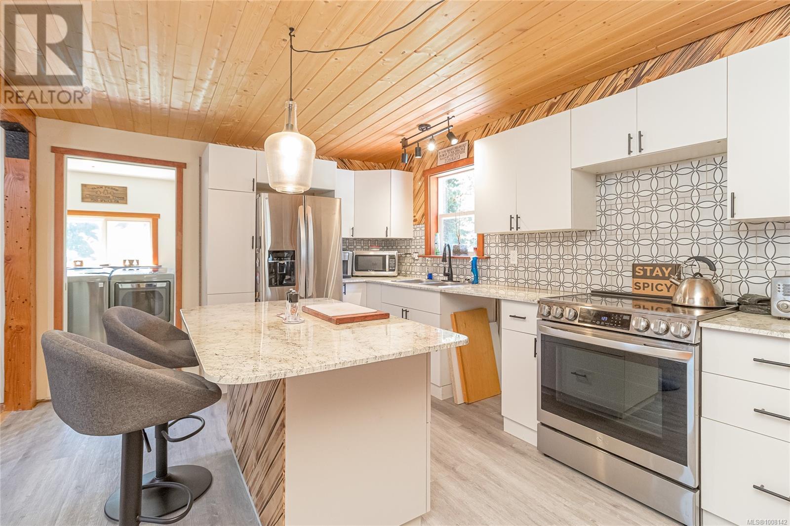7420 Cowichan Lake Rd, Lake Cowichan