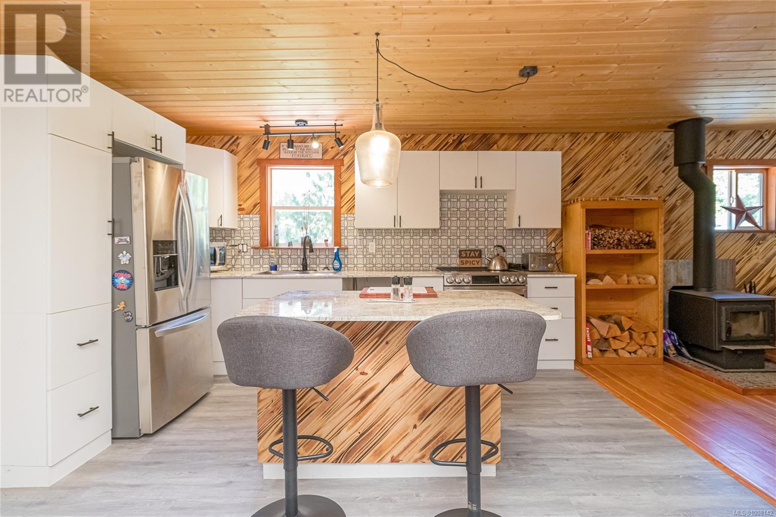 7420 Cowichan Lake Rd, Lake Cowichan