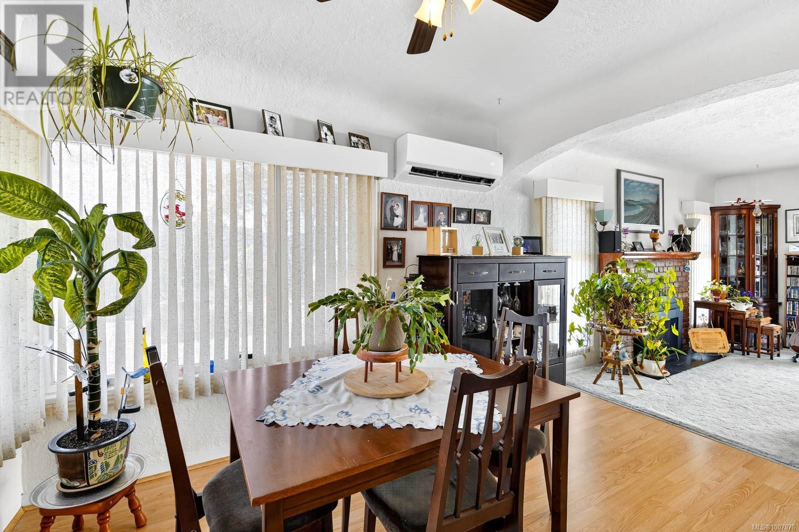 2635 5th Ave - 10