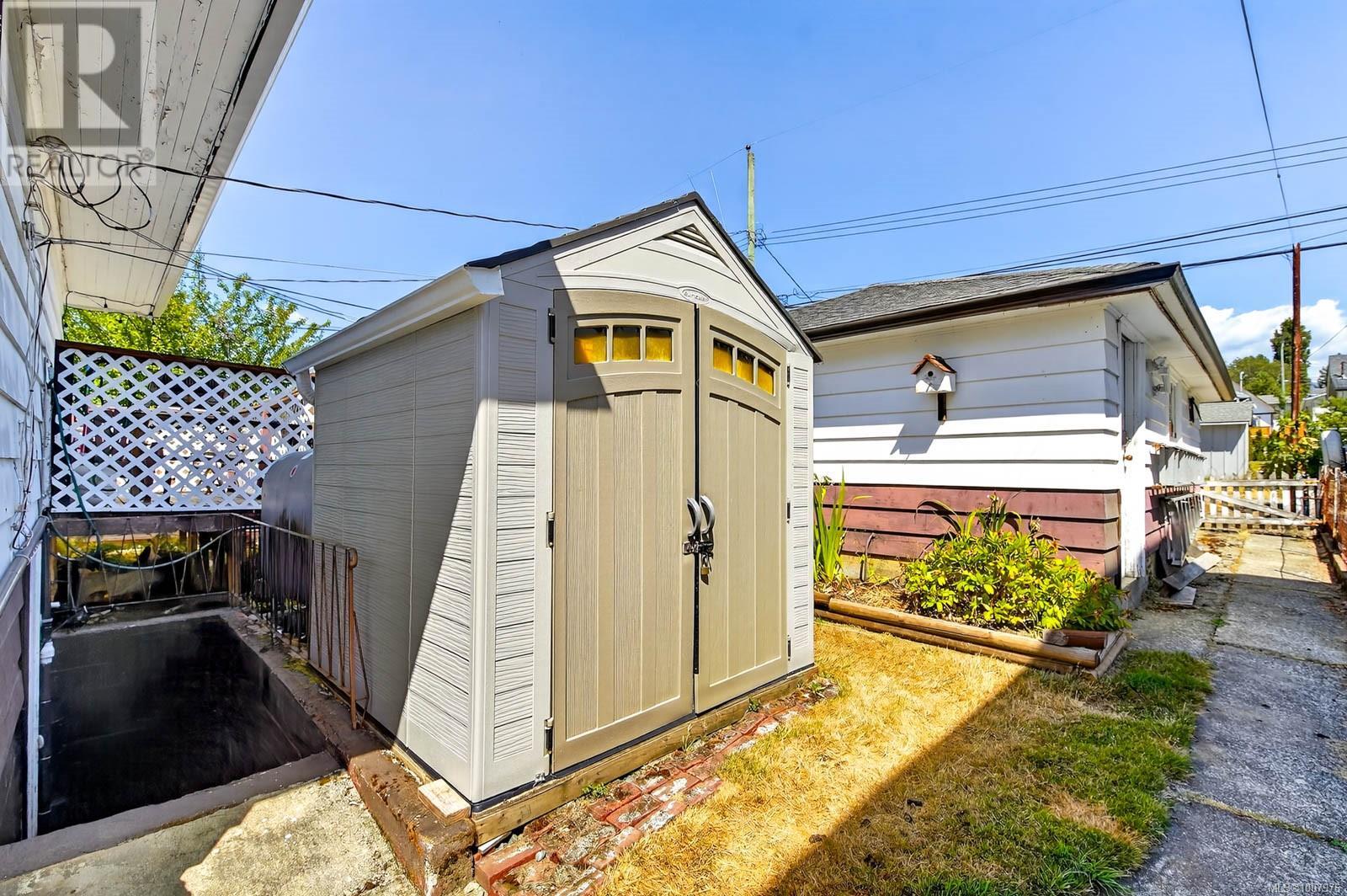 2635 5th Ave - 27