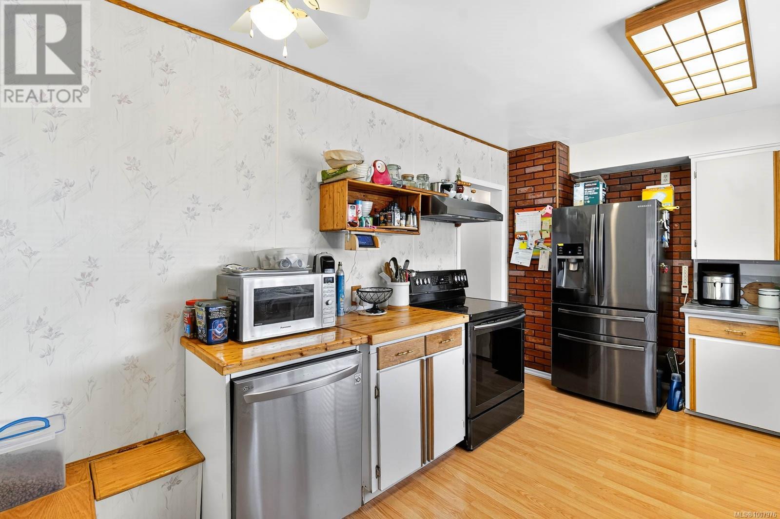 2635 5th Ave - 7