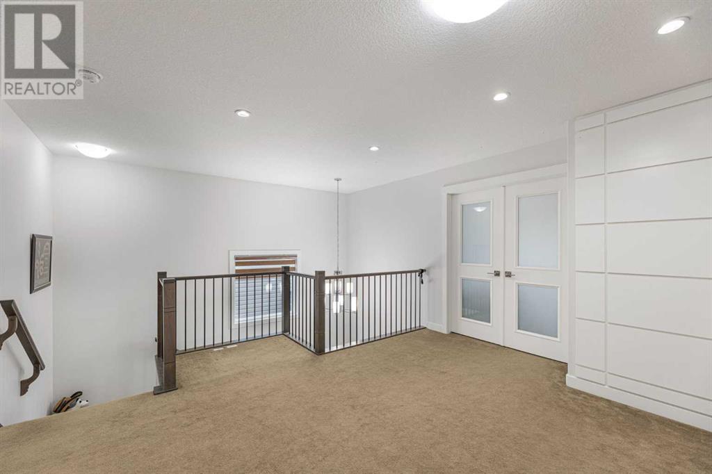 Photo 9 of 343 Savanna Avenue Ne, Calgary AB