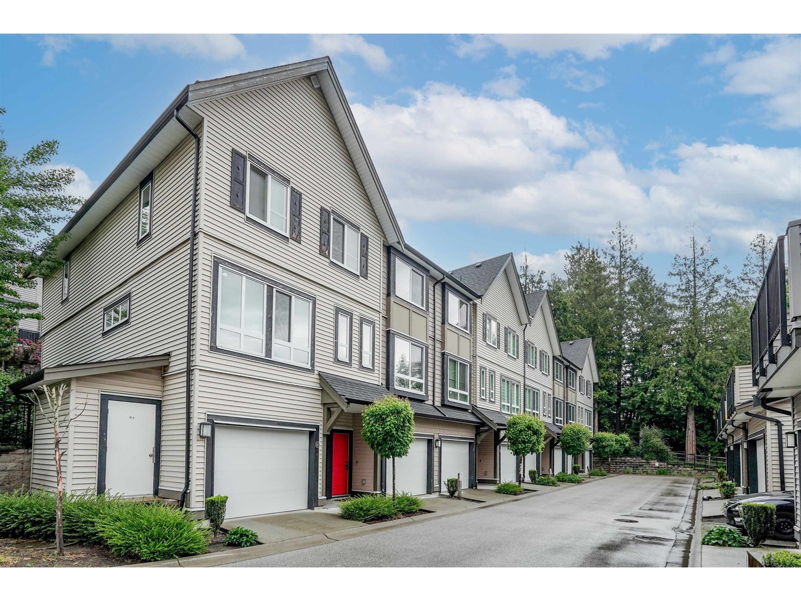 Photo 30 of 32 14555 68 Avenue, Surrey BC