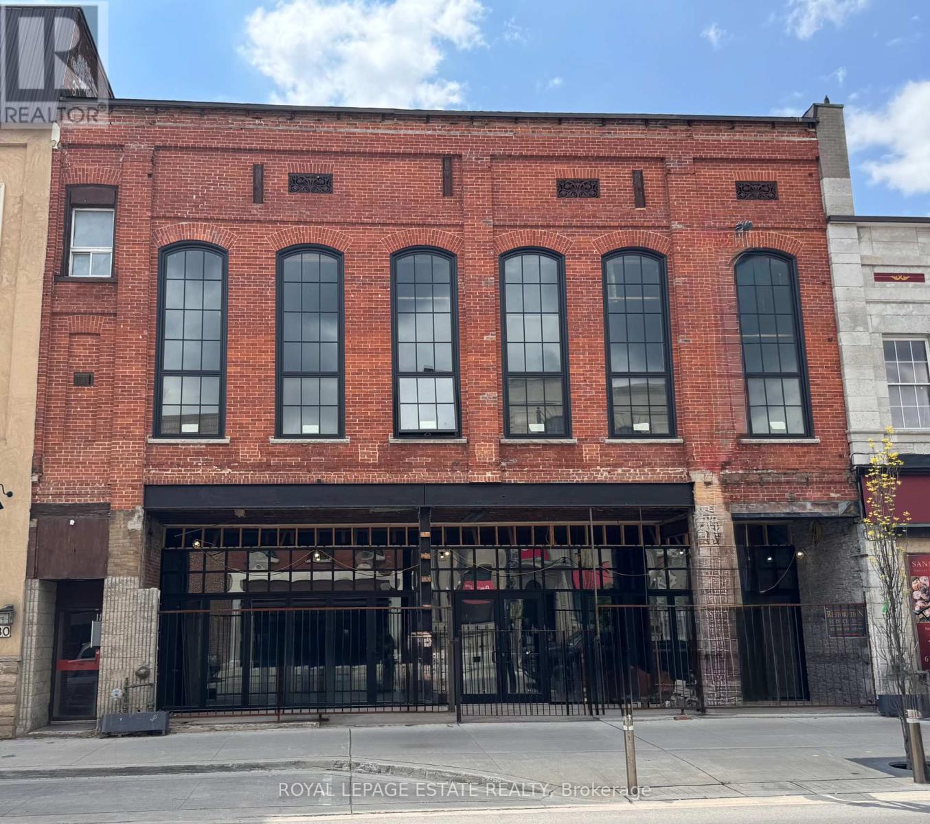232 FRONT STREET