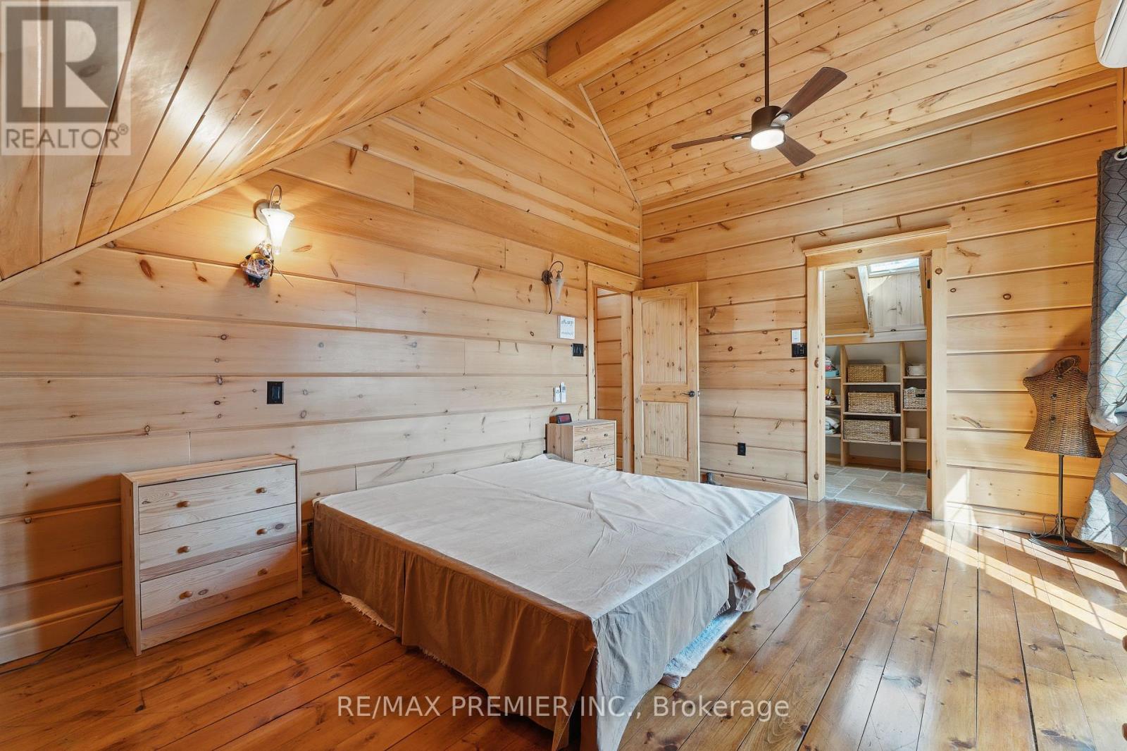 Photo 37 of 2441 Lakeshore Drive, Ramara ON