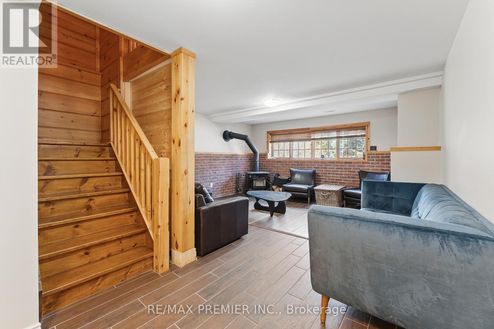 Photo 10 of 2441 Lakeshore Drive, Ramara ON