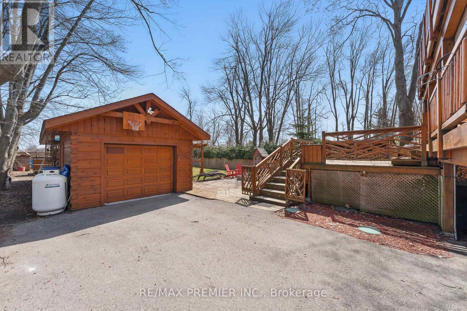 Photo 27 of 2441 Lakeshore Drive, Ramara ON