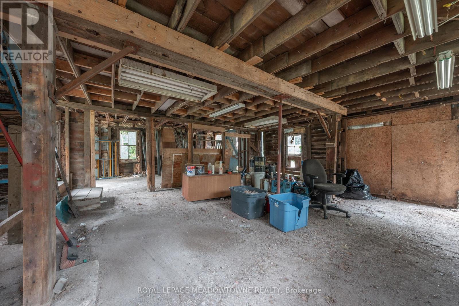 Photo 24 of 12363 Elizabeth Street, Halton Hills ON
