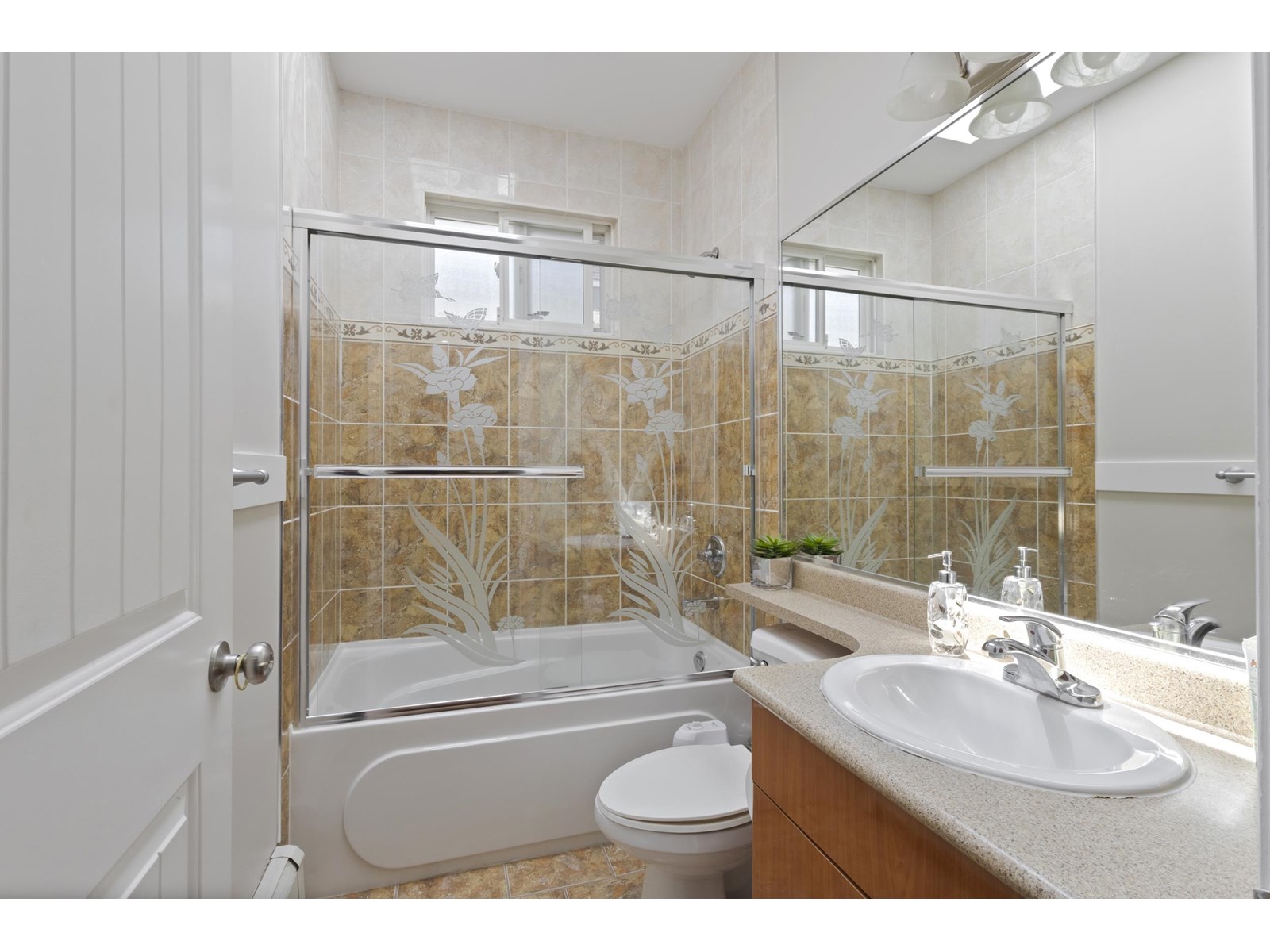 Photo 20 of 6453 141 A Street, Surrey BC