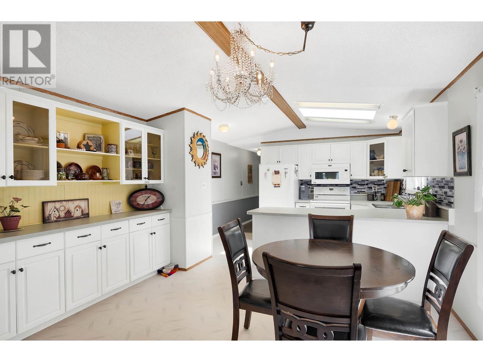 Photo 10 of 2400 Oakdale Way Unit 30, Kamloops BC