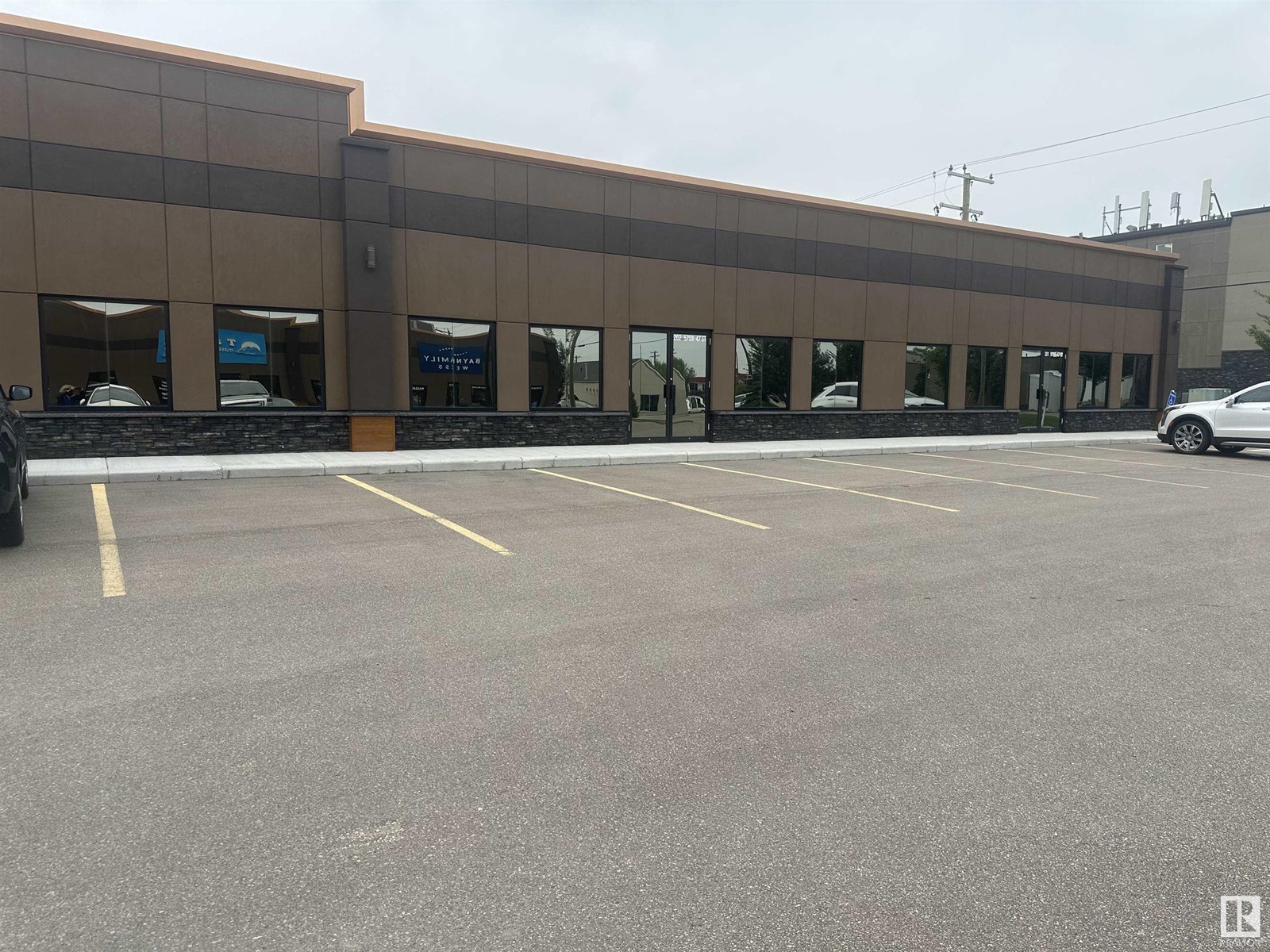 Photo 1 of 5708 47 St, Leduc AB