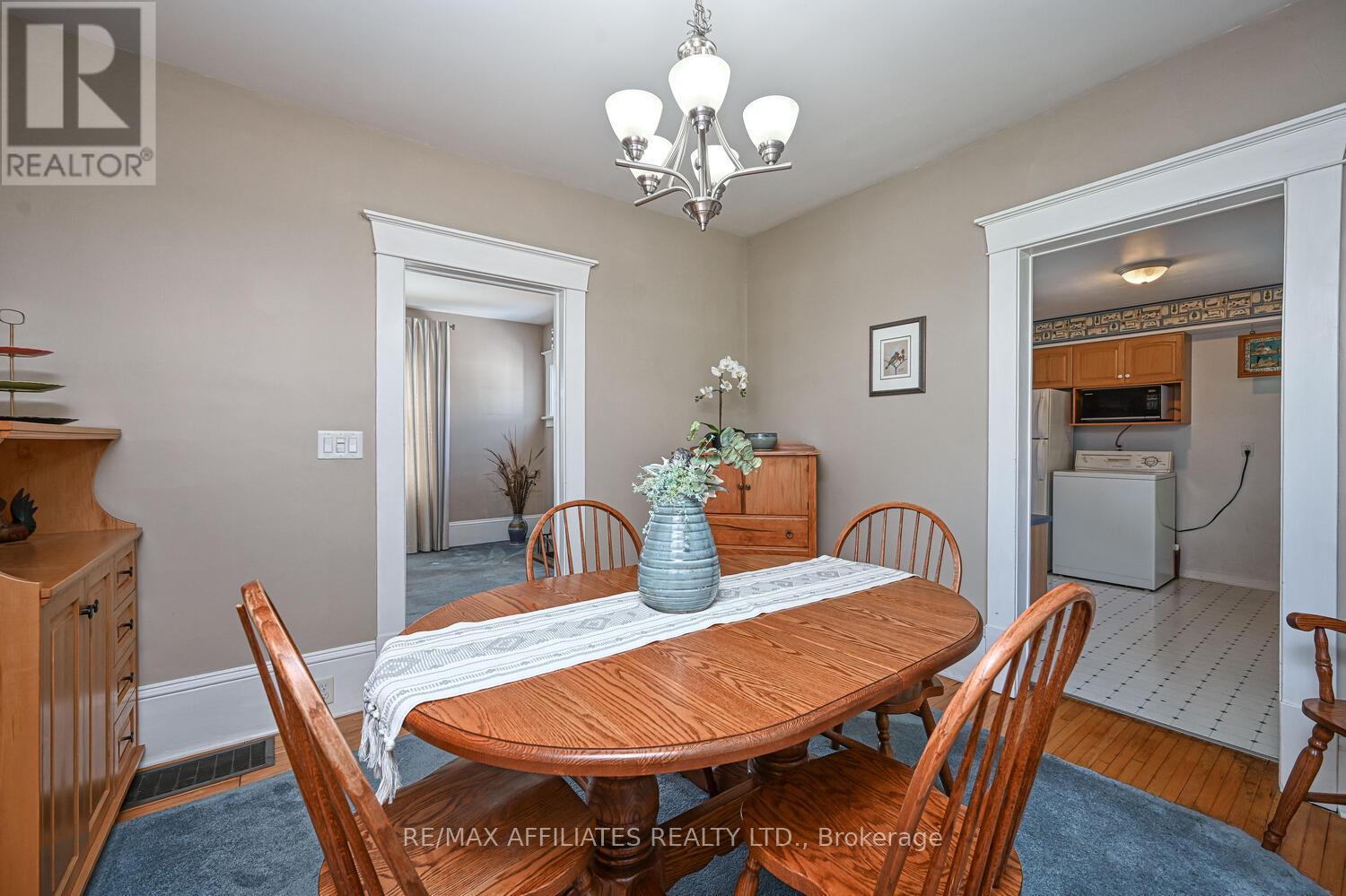 Photo 24 of 70 Mcgill Street N, Smiths Falls ON