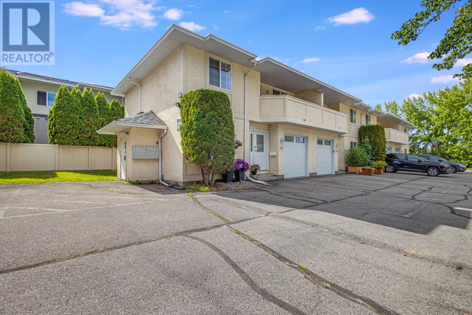Photo 2 of 142 Prior Road S, Kelowna BC