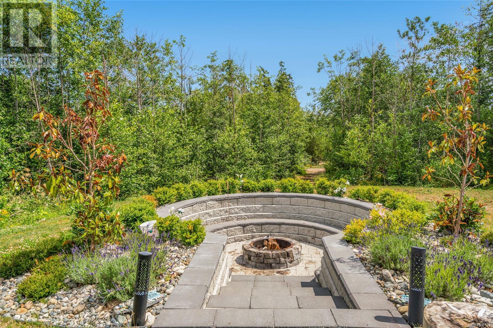 Photo 42 of 1248 Station Rd, Coombs BC