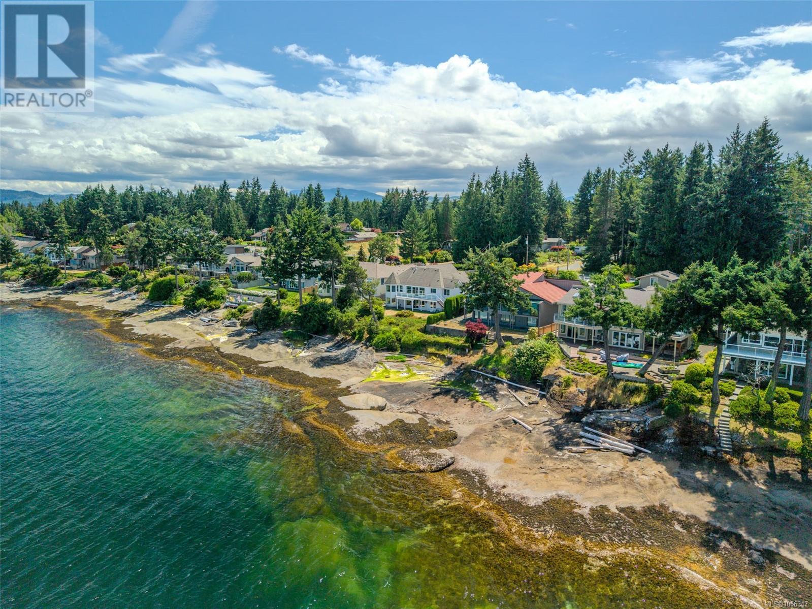 Photo 4 of 1428 Madrona Dr, Nanoose Bay BC