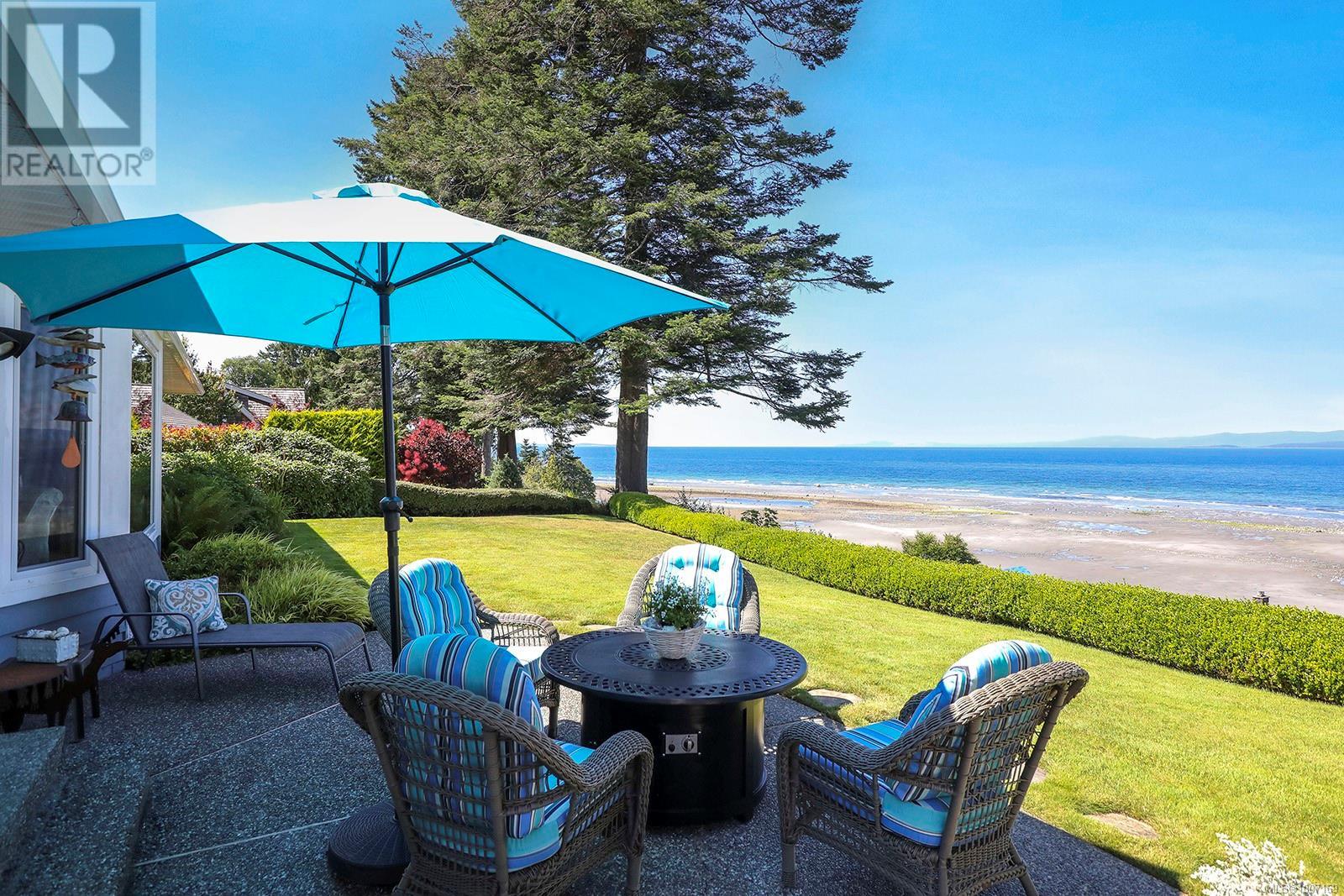 Photo 1 of 1009 Eaglecrest Dr, Qualicum Beach BC