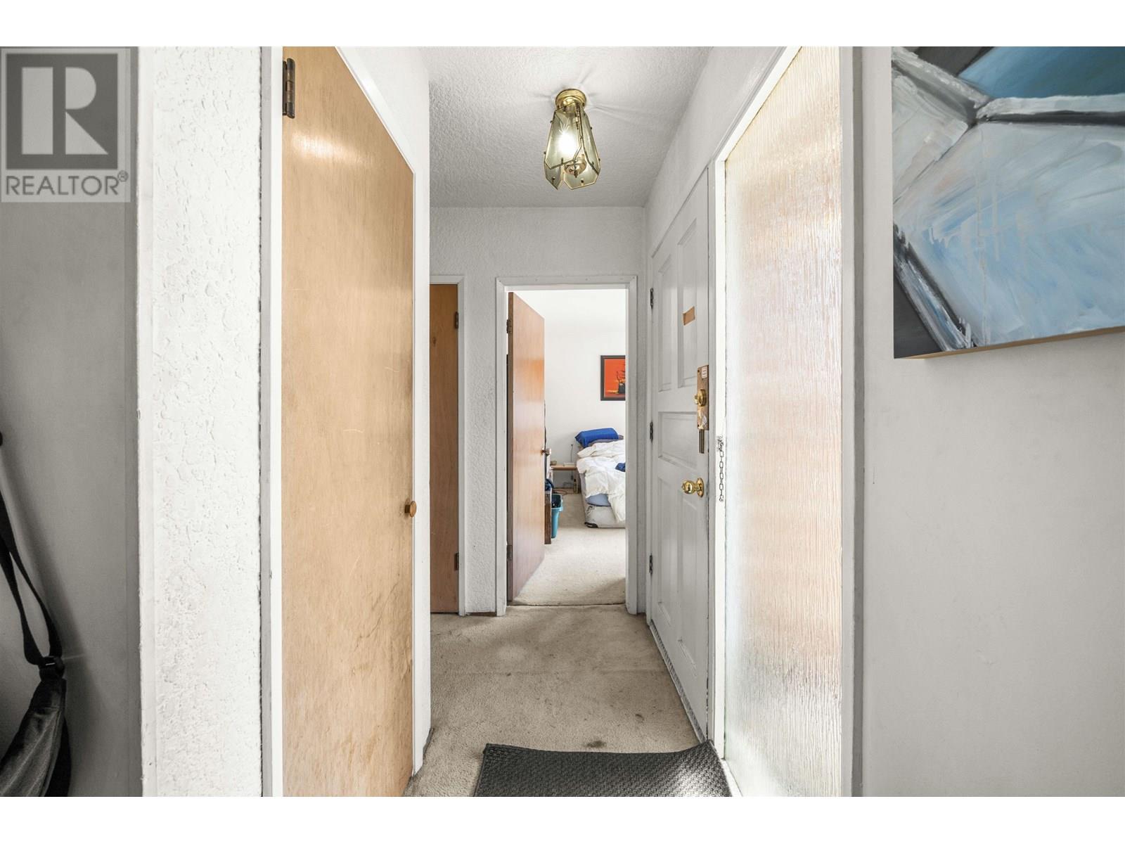 Photo 25 of 4561 Manor Street, Vancouver BC