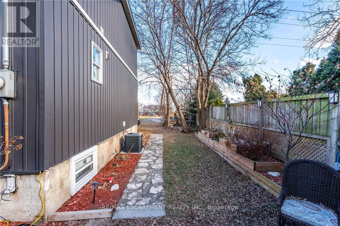 Photo 27 of 735 Beach Boulevard, Hamilton ON