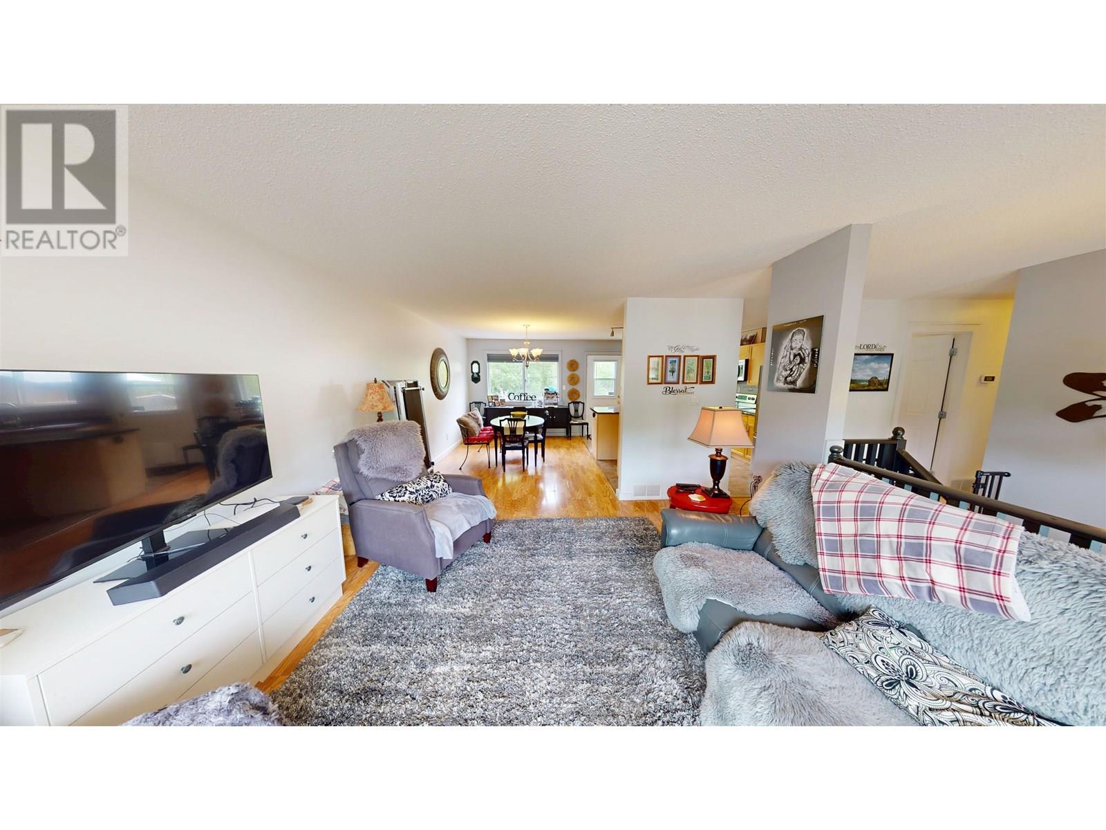 1580 DODDS AVENUE, Quesnel