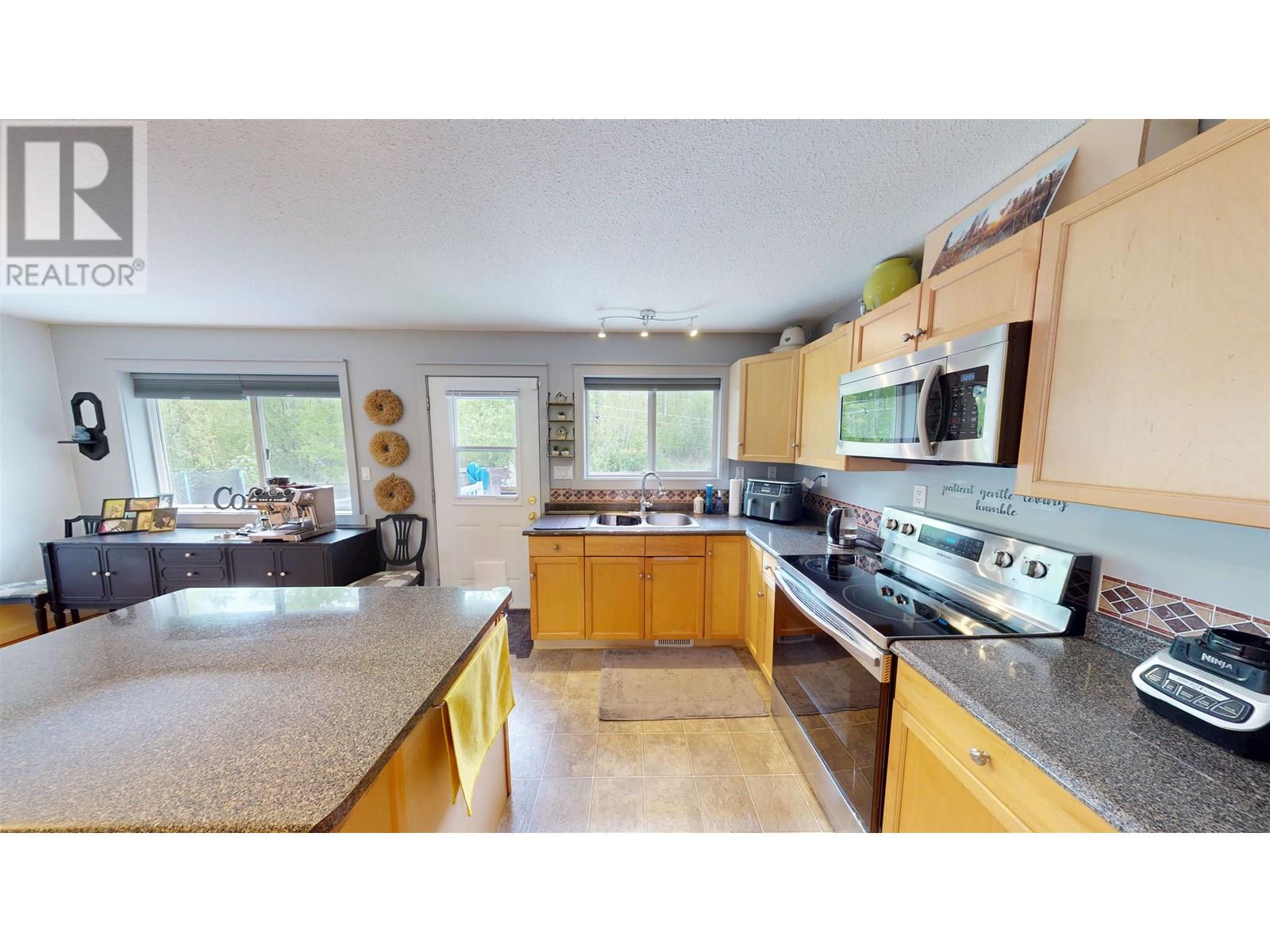 1580 DODDS AVENUE, Quesnel