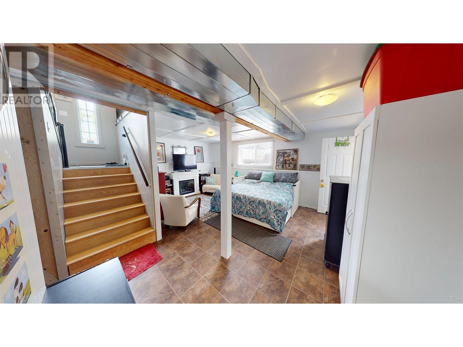 1580 DODDS AVENUE, Quesnel