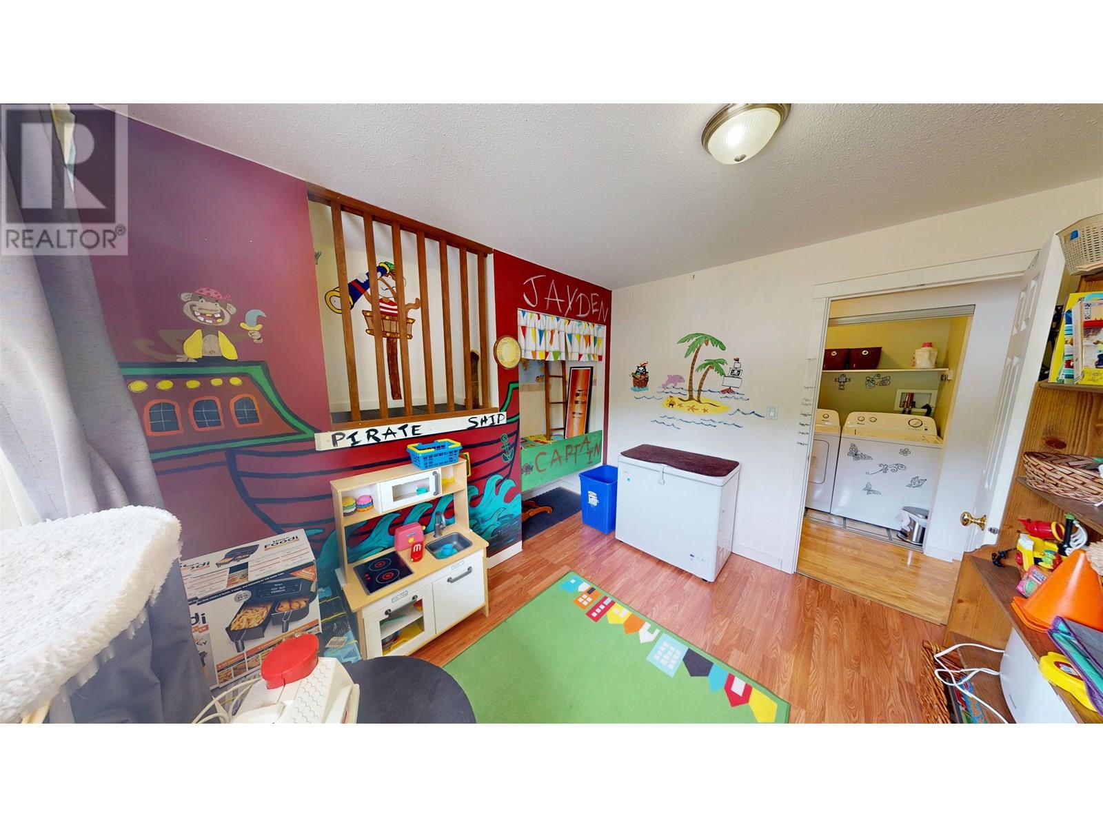 1580 DODDS AVENUE, Quesnel