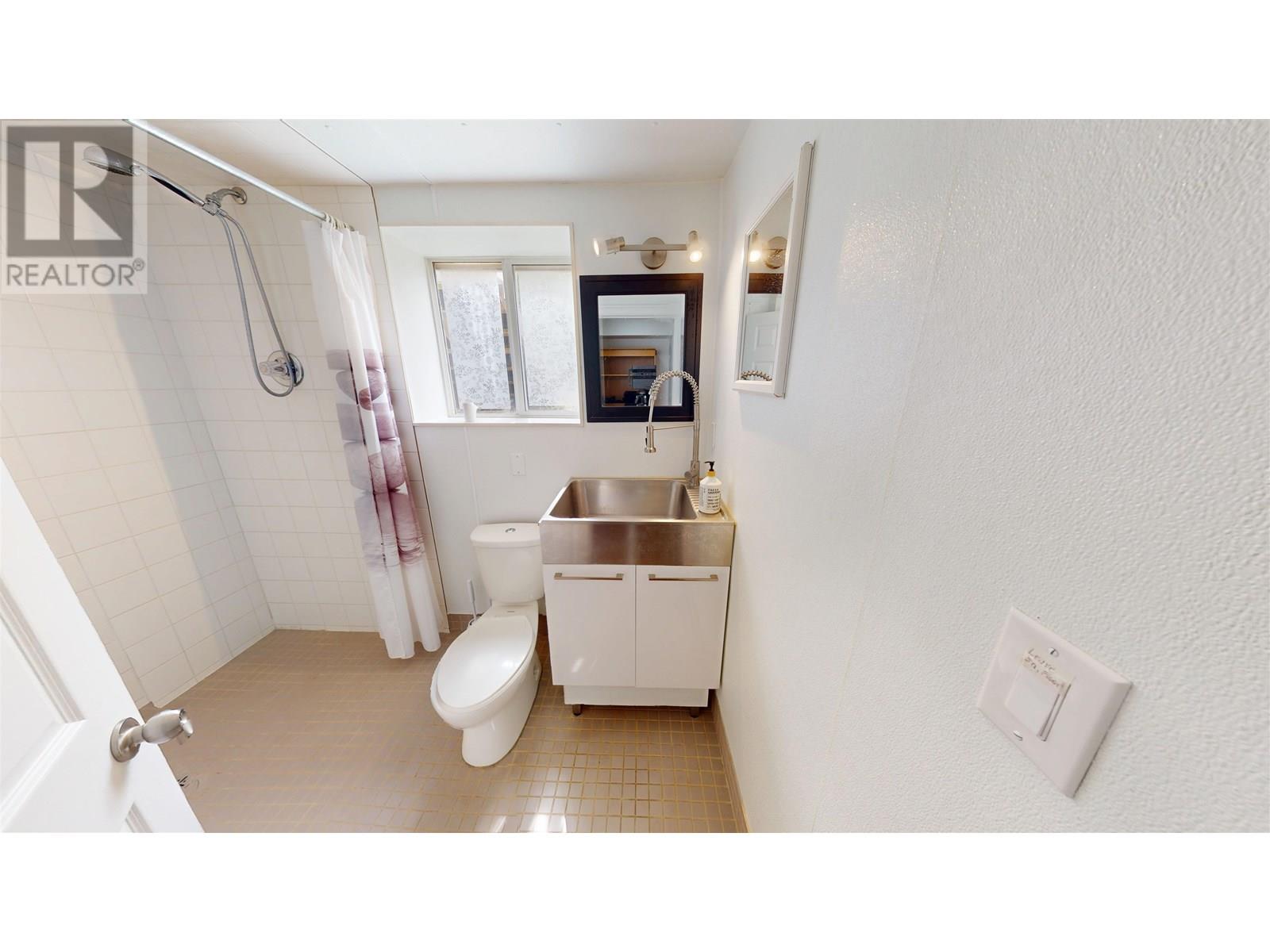 1580 DODDS AVENUE, Quesnel