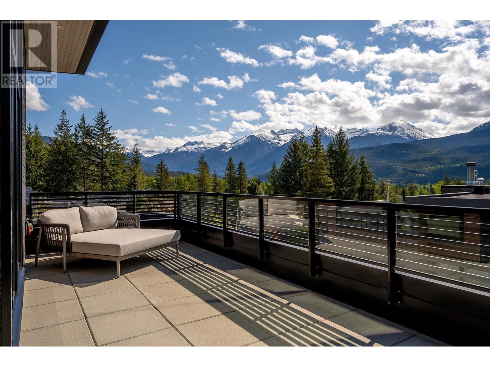 8504 DRIFTER WAY, Whistler