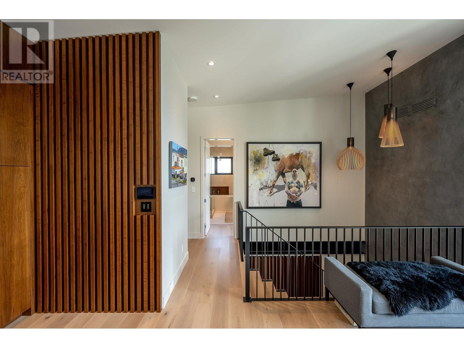 8504 DRIFTER WAY, Whistler