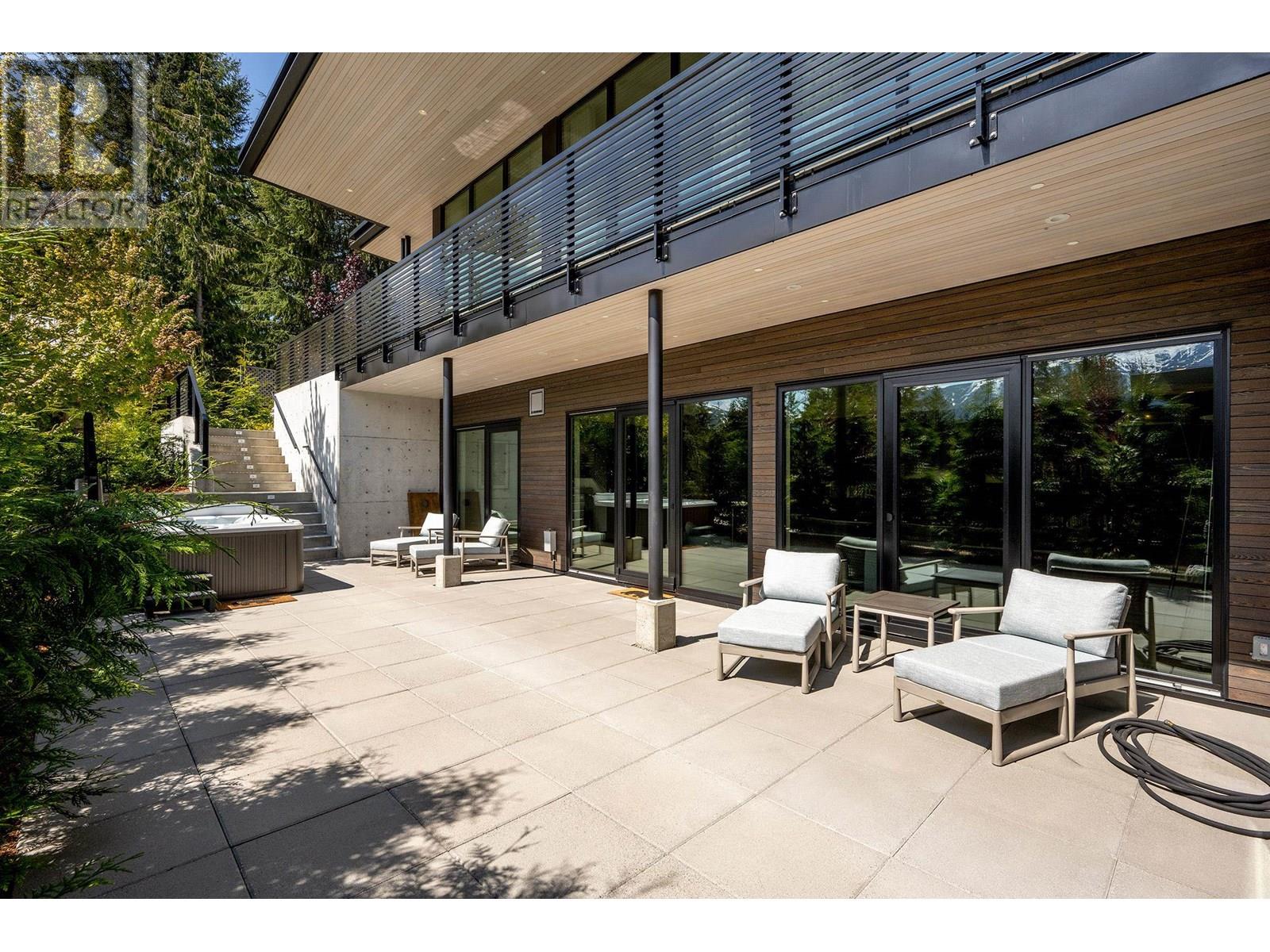 8504 DRIFTER WAY, Whistler