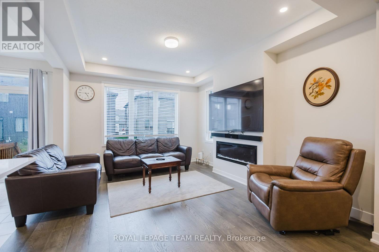 Photo 11 of 611 Fenwick Way, Ottawa ON