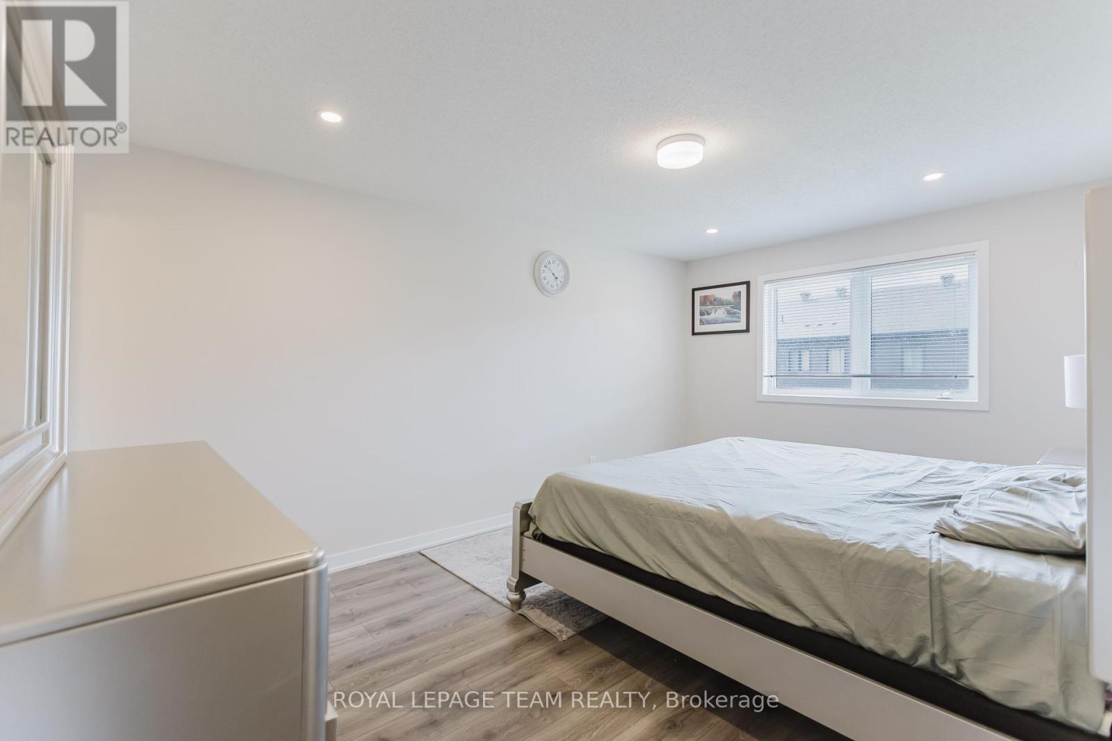 Photo 23 of 611 Fenwick Way, Ottawa ON