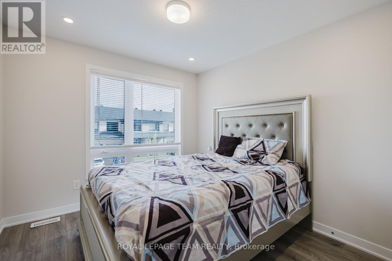 Photo 25 of 611 Fenwick Way, Ottawa ON