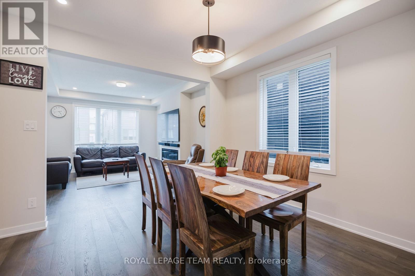 Photo 12 of 611 Fenwick Way, Ottawa ON