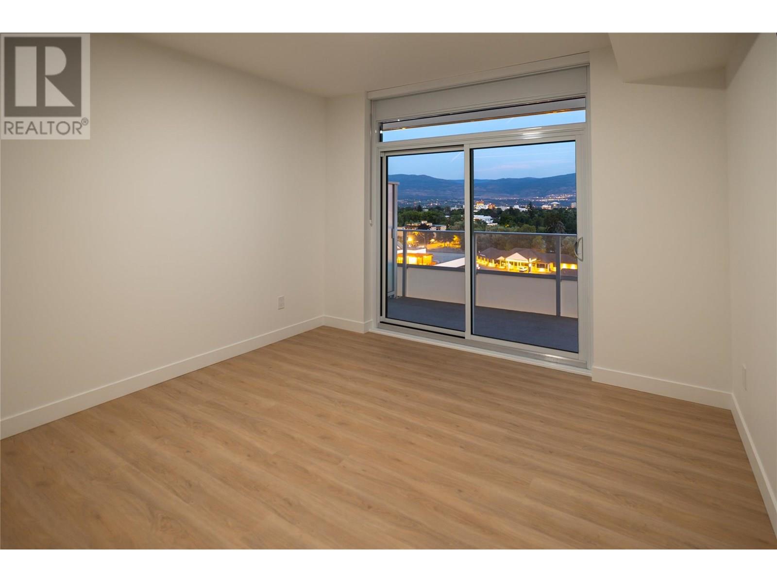 #707 238 LEON AVENUE - Image 32
