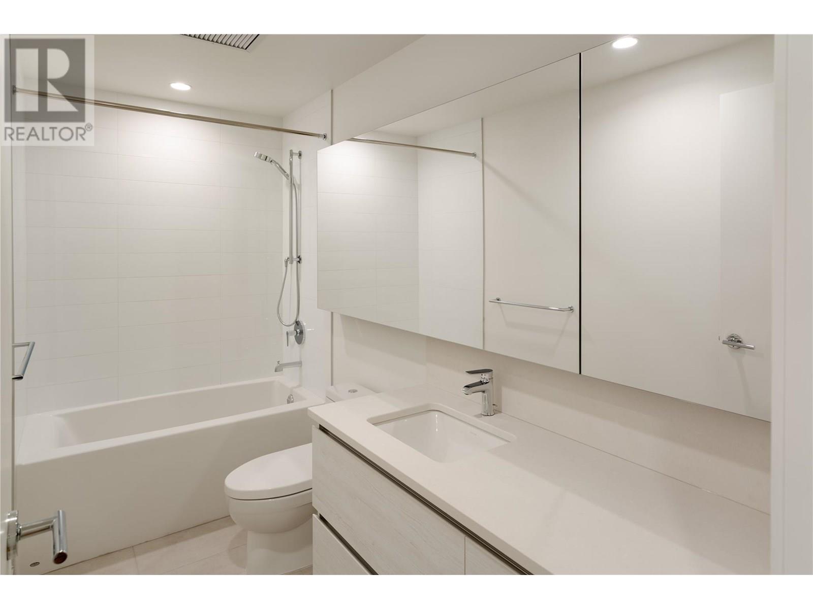 #707 238 LEON AVENUE - Image 38