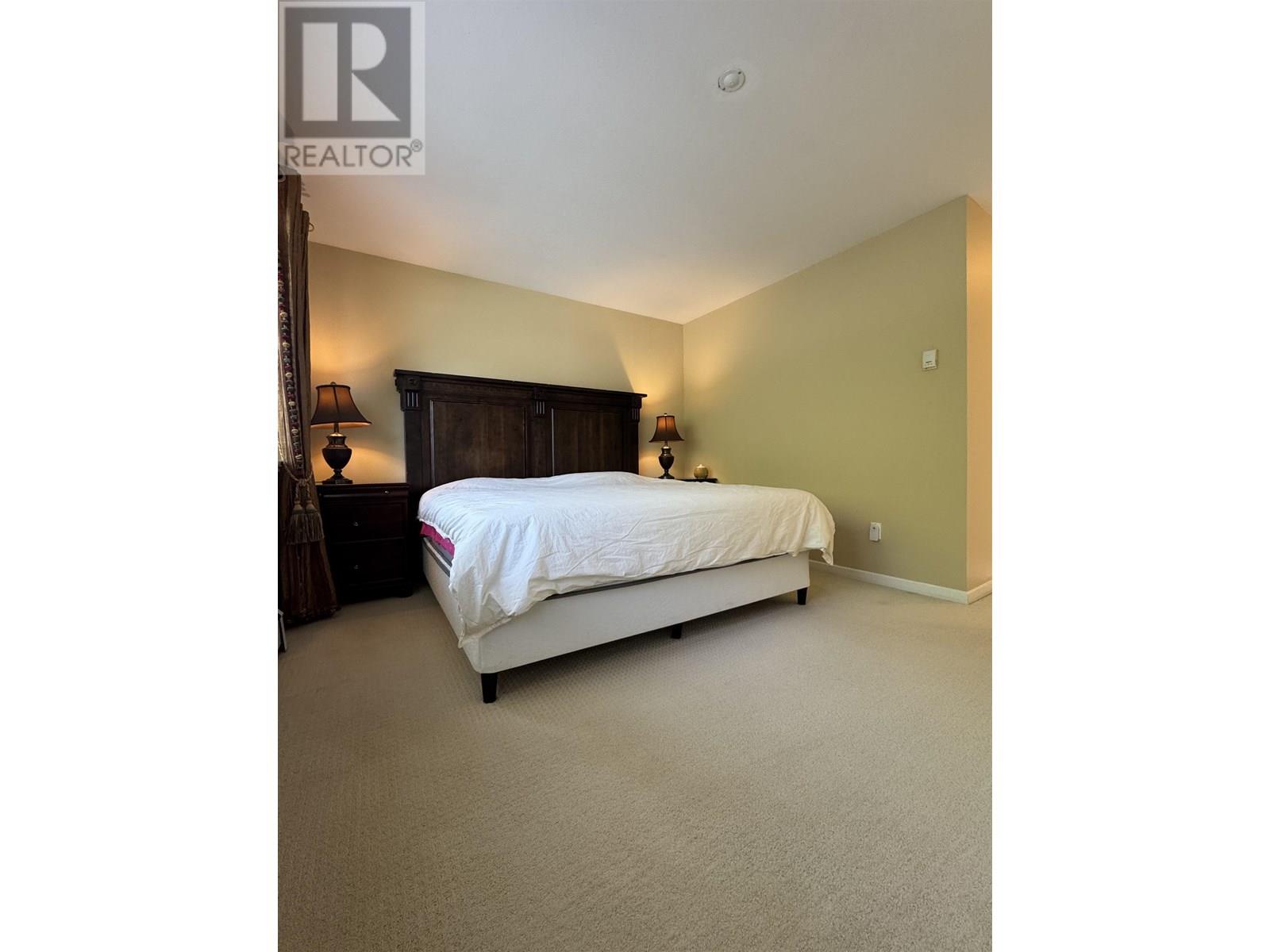 Photo 8 of 8519 French Street, Vancouver BC