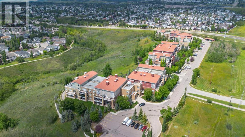 Single Family House for Sale in   Tuscany Boulevard NW Tuscany Calgary 