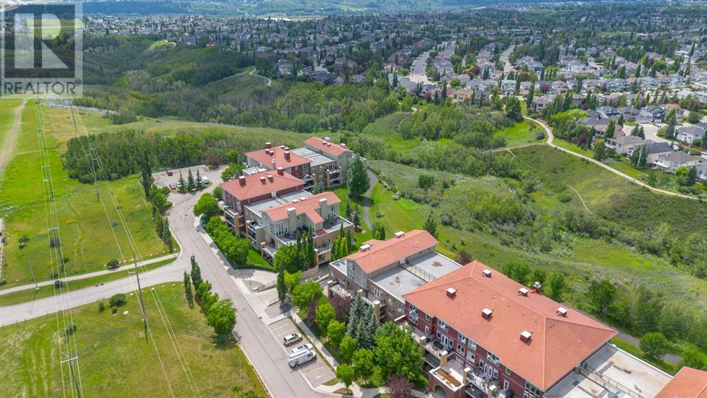 Single Family House for Sale in   Tuscany Boulevard NW Tuscany Calgary 