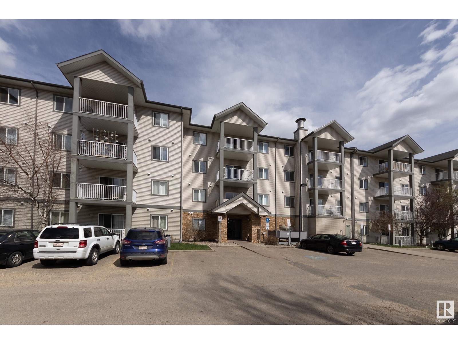 Photo 15 of 408 3425 19 St Nw, Edmonton AB