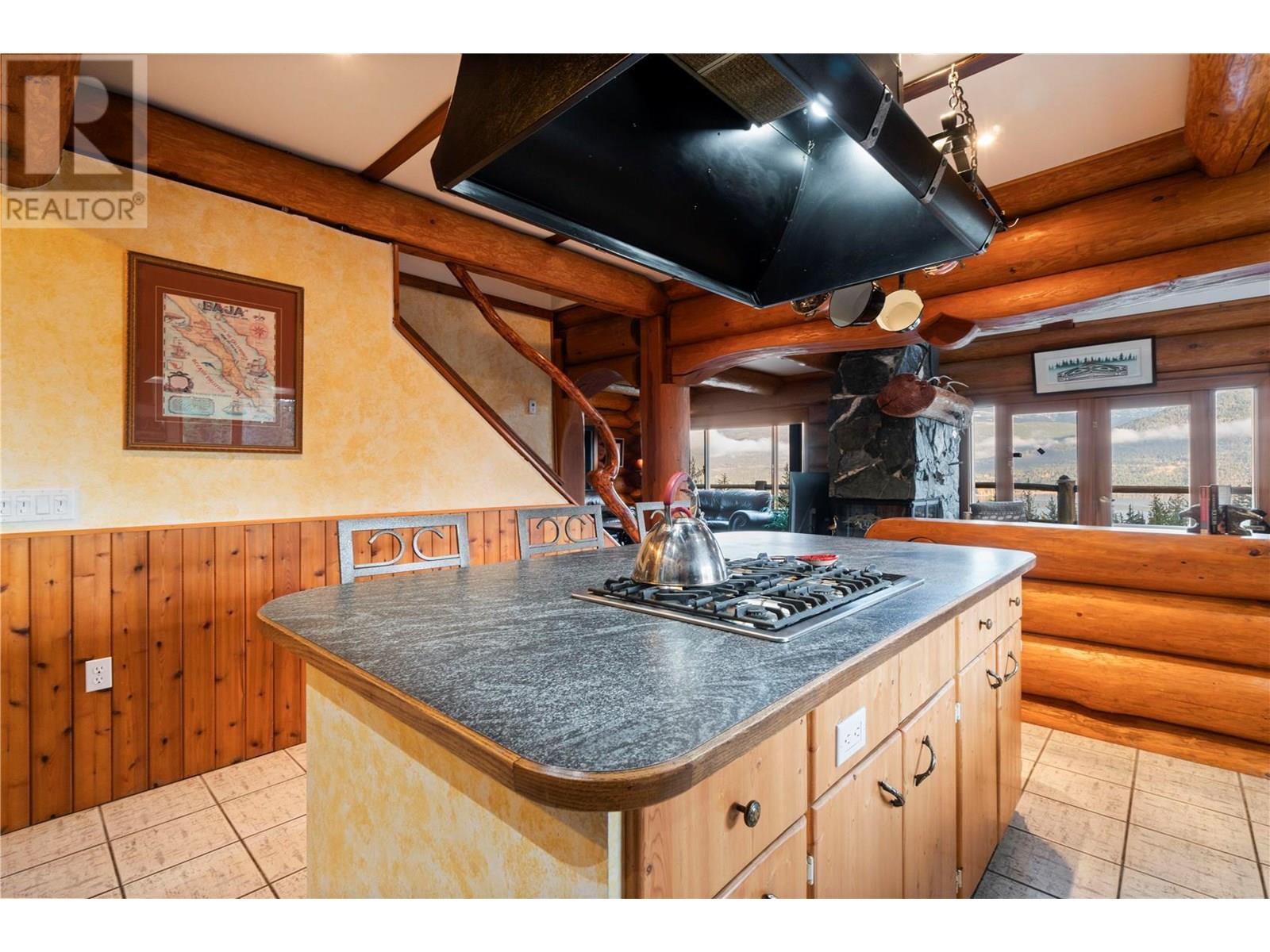 4955 Ivy Road, Eagle Bay