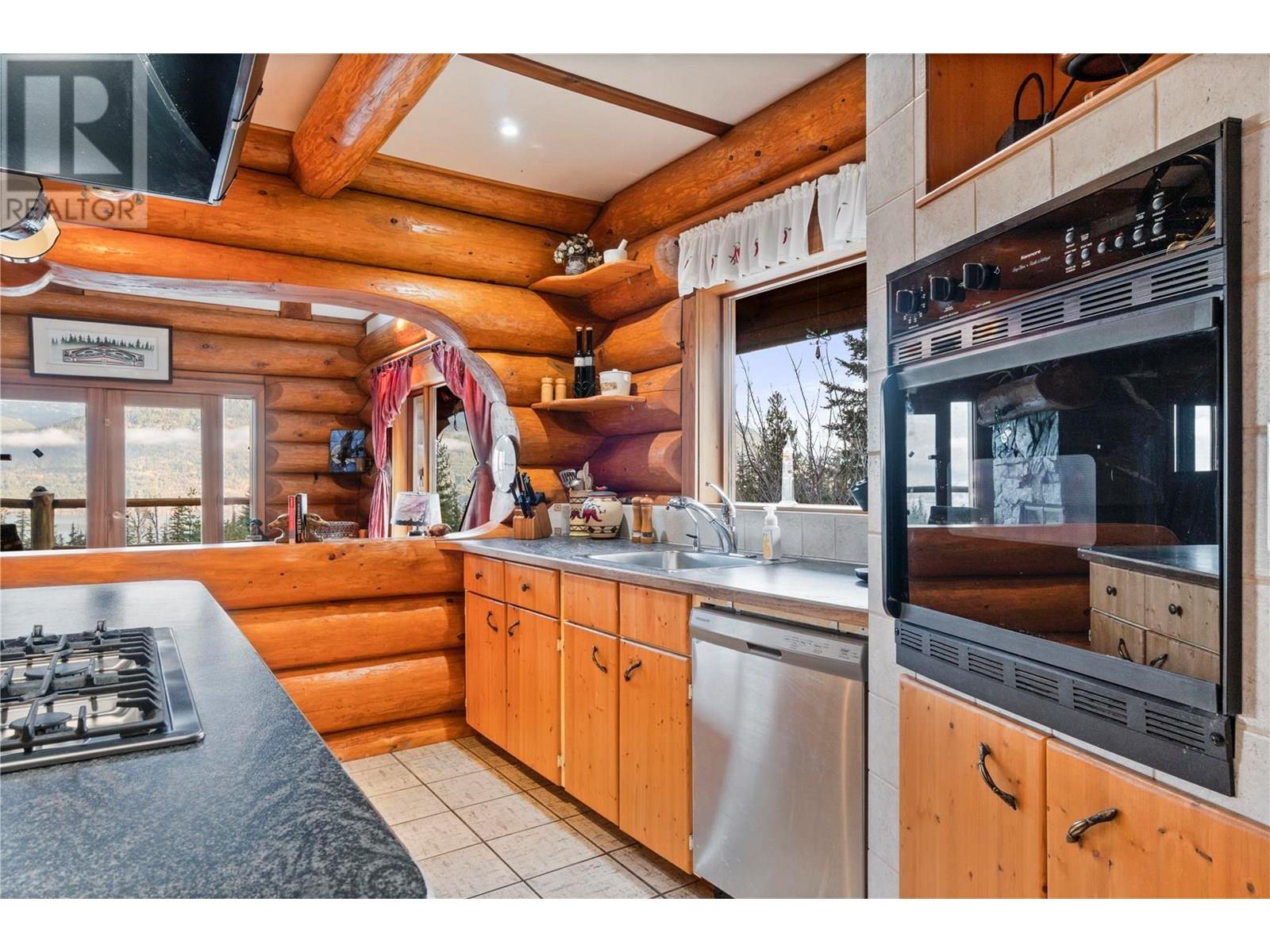 4955 Ivy Road, Eagle Bay