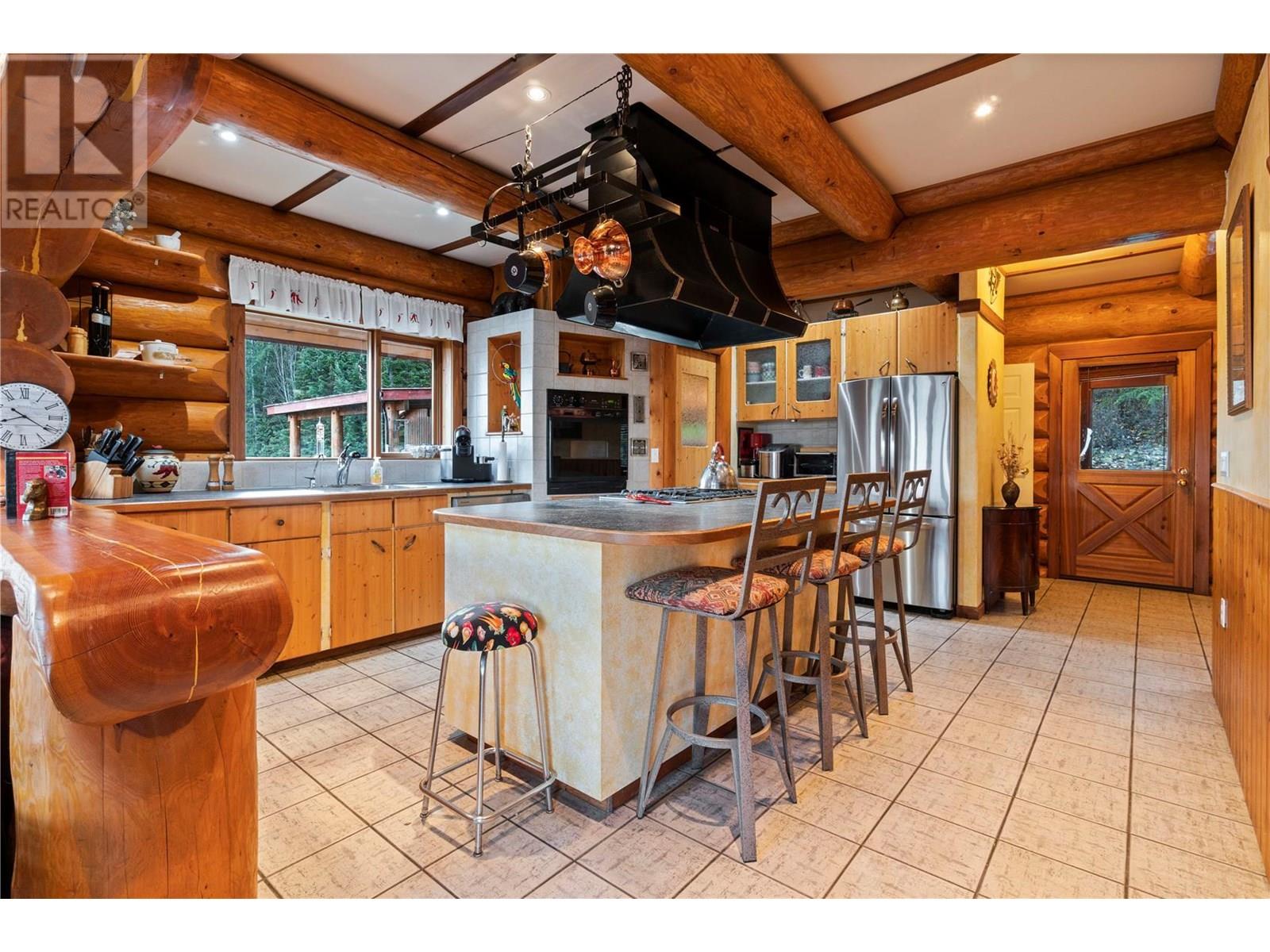 4955 Ivy Road, Eagle Bay